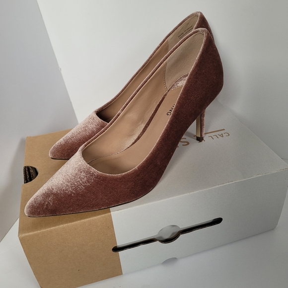 Call it Spring Shoes - Picture 2 of 6